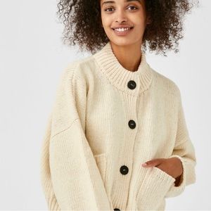 Babaa Cardigan no 23 in natural. OS